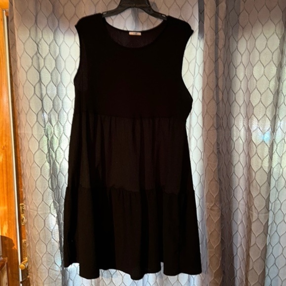 miami Dresses & Skirts - Black dress